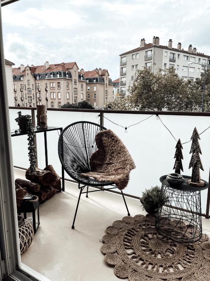 Le Cocon Blanc Metz - T2 - Parking Prive - Balcon - Nouvelle Ville, Gare מראה חיצוני תמונה